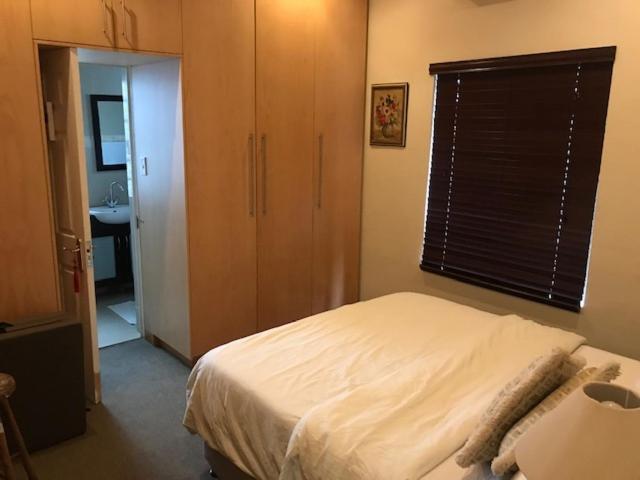 Bed & Breakfast At 27 On Derby